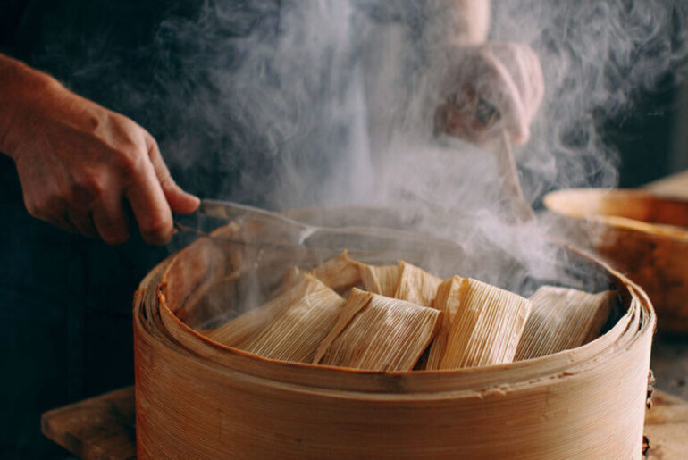 how to steam tamales